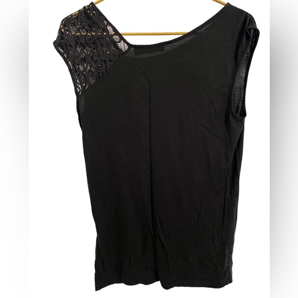 The Limited black top asymmetrical with lace sleeve size M - Picture 5 of 6